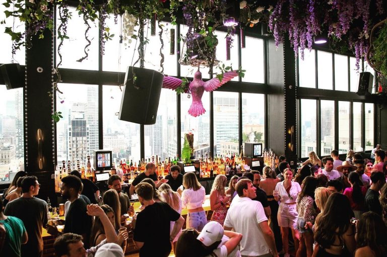 new-york-nightclub-accepts-payments-in-bitcoin-and-ethereum