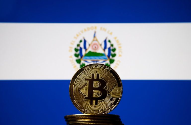 el-salvador-businesses-are-in-no-hurry-to-use-bitcoin.-but-the-president-of-the-country-does-not-lose-heart