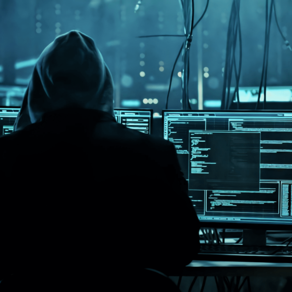 Attacks and exploits in DeFi
